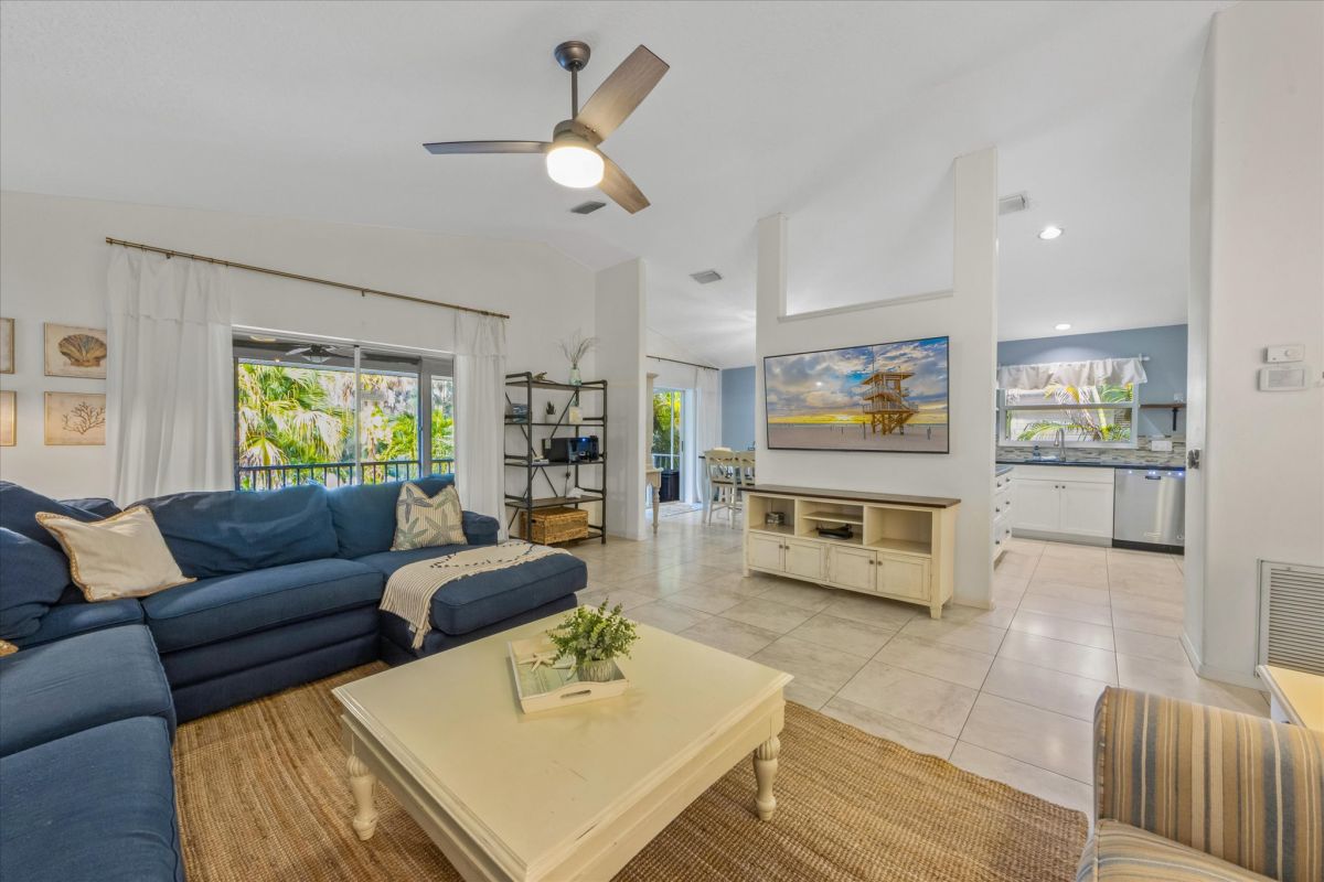 Isle Relax | Anna Maria, FL | Sato Real Estate